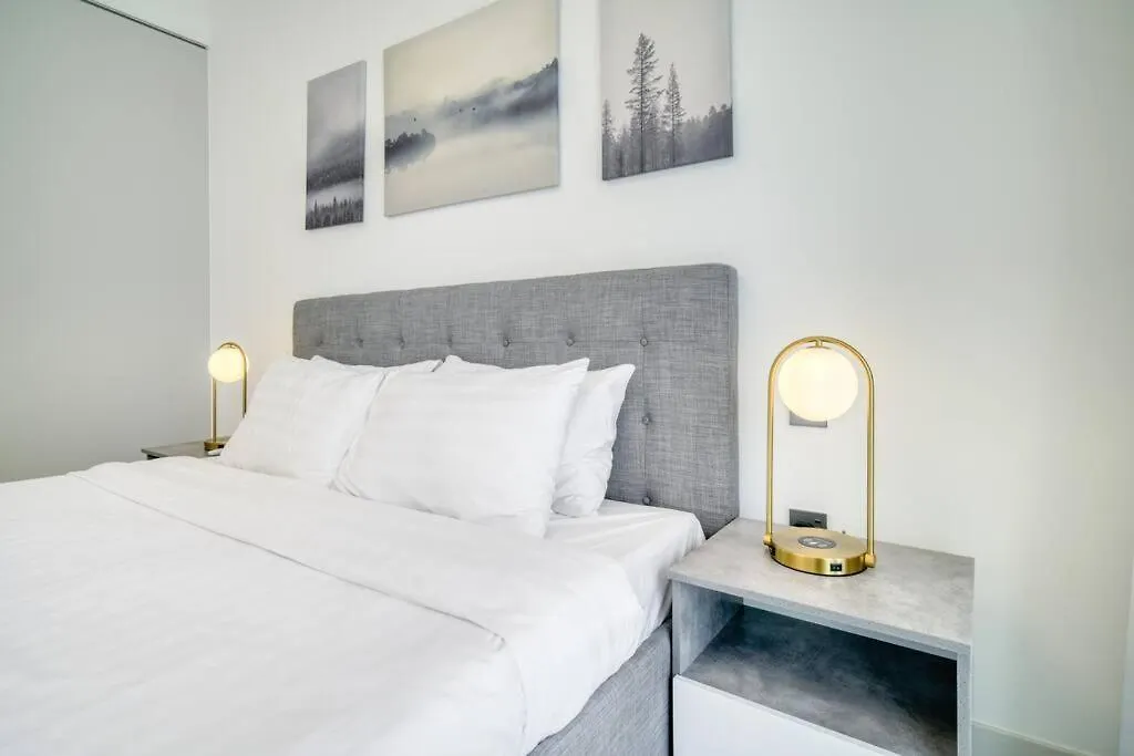 New 2 Bedroom Full Sea View 두바이