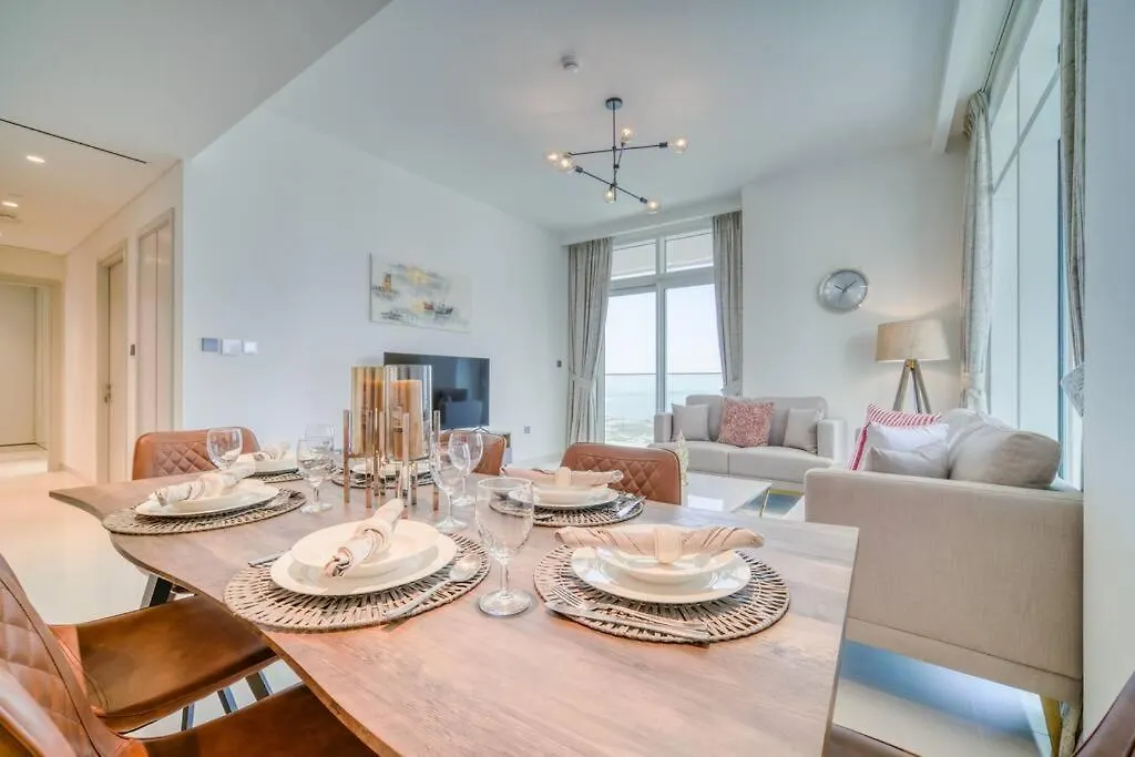 New 2 Bedroom Full Sea View 두바이 아파트